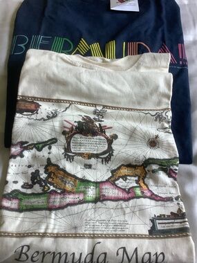 Men’s Bermuda  Tee’s- Ivory with Multicolor Map Print and Blue Classic XL/XXLNew